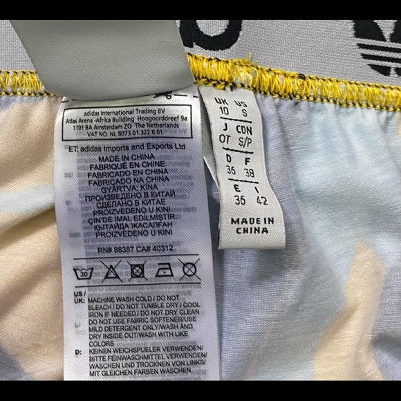 Farm Rio x Adidas Leggings. Small. - Picture 6 of 8